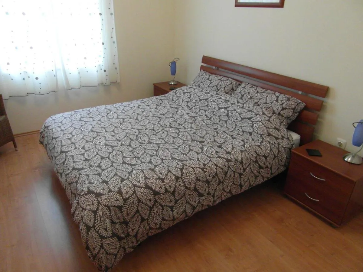 Bentley - Sea-View - 2 Bedroom Apartment Premantura