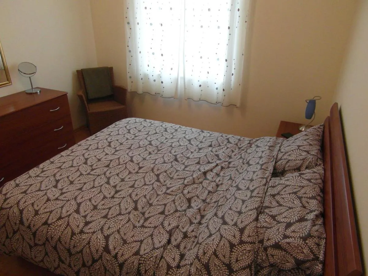 Bentley - Sea-View - 2 Bedroom Apartment Premantura